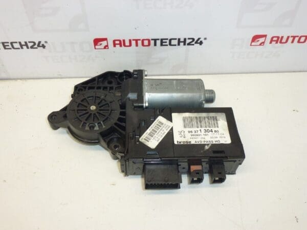 Peugeot 307 Motor prednjeg desnog stakla 9637130480 9222N1