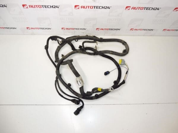 Priključni kabel + pol u motoru Citroën Peugeot 9671135480