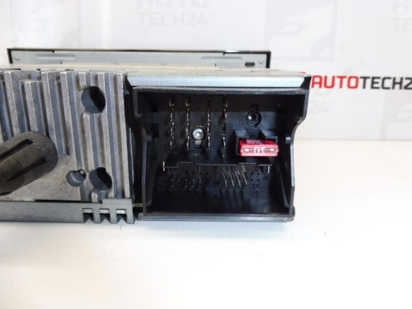 Auto radio radio CD MP3 Citroën Peugeot RD4 N2 9660647677 657952